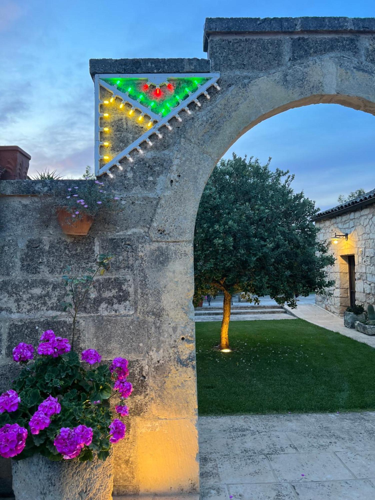 Masseria Casina Montana Corigliano dʼOtranto Eksteriør billede